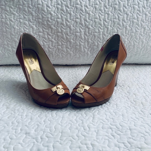 Michael kors wedge - Picture 2 of 7